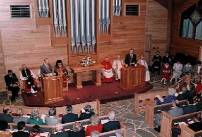 chapel A Chapel known for nondenominality and interfaith gatherings