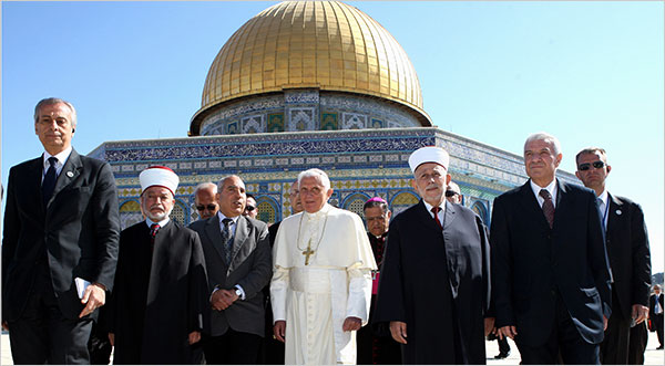 The New One World Government will make a false peace with Islam, and rebrand the Temple Mount a new International temple in Jersusalem. 