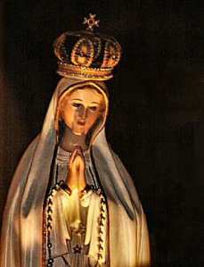 050814-rosaryforPeace233 The Roman Catholic image of the Jewish mother of Jesus