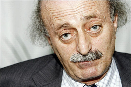 walid-jumblatt Walid Jumblatt want to open the door for Iran in Lebanon