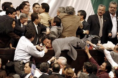 3parliament_fight_mexico