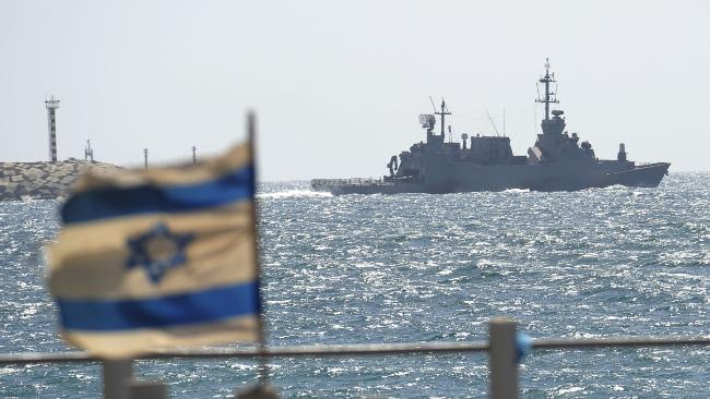 988021-mideast-israel-conflict-gaza-aid-navy