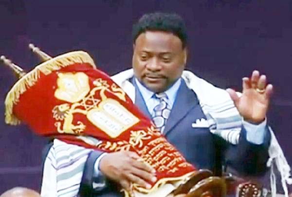 eddie_long2012-as-king-wide