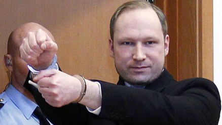 anders_behring_breivik_AP120206014629_fullwidth_620x350