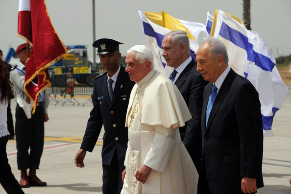The Pope got a red carpet welcome in Israel in 2009. It was a dry run of the coming on the final antichrist. 