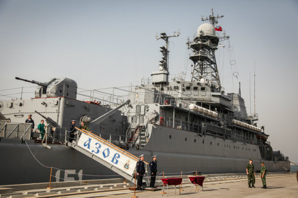 Tzar Vladimir Putin have suddenly become a "friend of Israel".