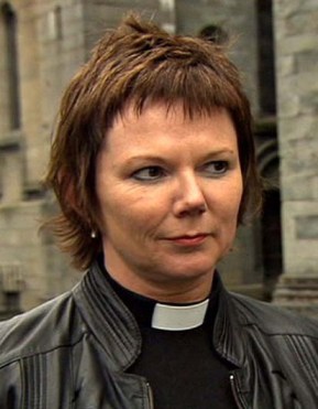     Lutheran head priestess Ragnhild Jepsen has no problem with the use of Nazi-symbols.