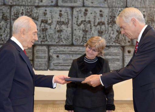 Europe is giving the Jewish the same offer of "peace:" as Nazi-Germany offered. 