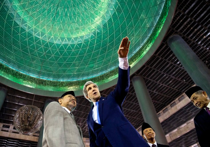 Immersed: U.S. Secretary of State John Kerry tours the Istiqlal Mosque with Grand Imam K.H. Ali Mustafa Yaqub on Sunday in Jakarta.