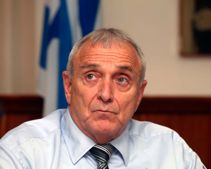 Yitzhak Aharonovitch considering deporting terrorists among Israeli Arabs to Gaza. 