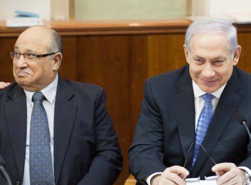 Meir Dagan call the Iranian warning of his former boss for "bullshit". 