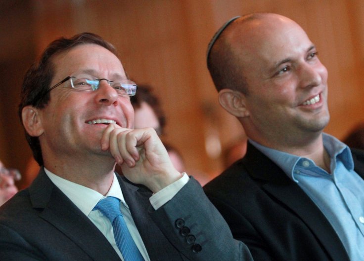 Will Benjamin Netanyahu chose Isaac Herzog or will he continue to work with Naftali Bennet? 