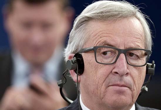 Jean-Claude Juncker see England and Greece as the ememies of the good old "Catholic Socialists workers" dream.  