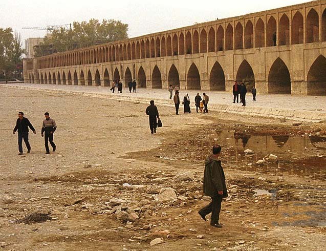 The Zayanderud in Isfahan.. In Iranian 