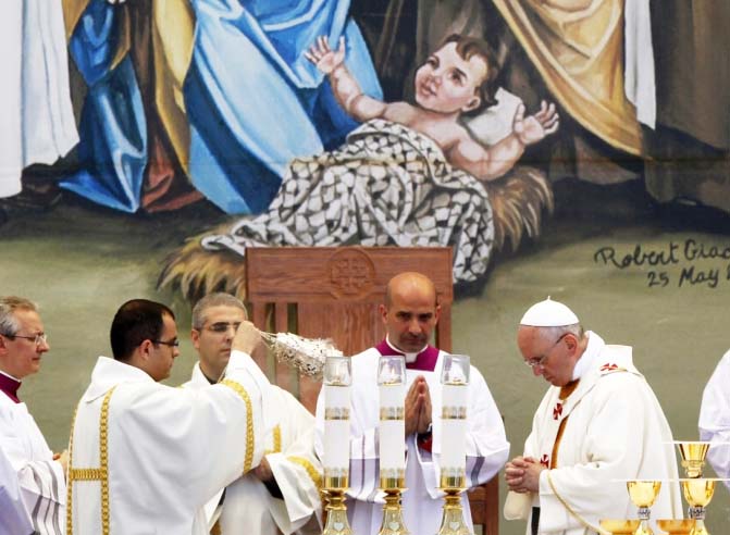 The Pope worshipped the 