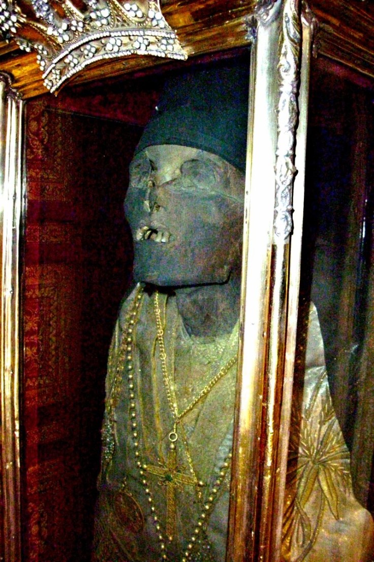 The coprse of Dionysius of Zakynthos is not a pretty sight. 